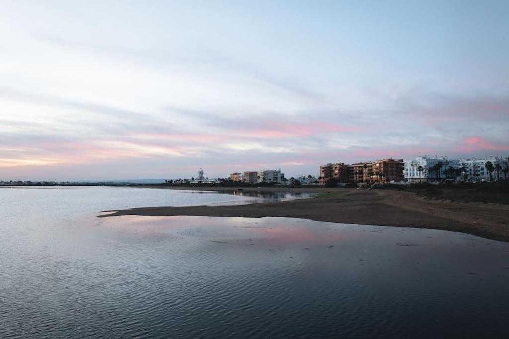 Tolles Ferienhaus Mit Sonnenterrasse Direkt Am Meer إيسلا كريستينا المظهر الخارجي الصورة